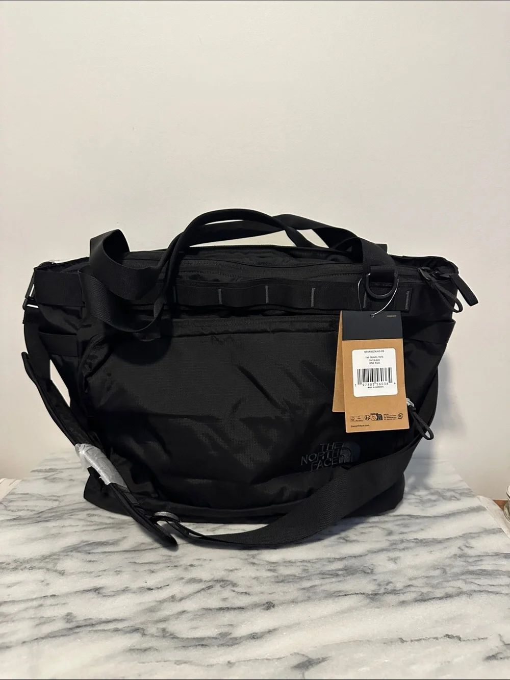 The North Face Black unisex Tote-Style Crossbody Bag logo New NWT